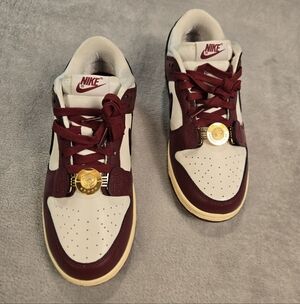 Nike Dunk Low SE Sail Team Red Muslin Size 6.5M / 8W